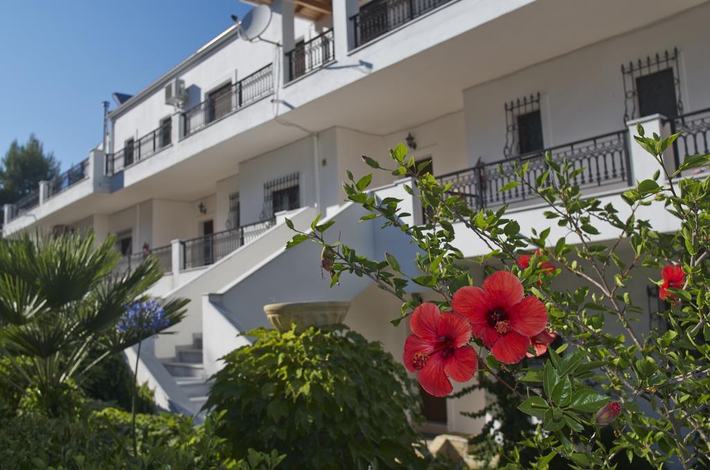 Apartamento Marialice Dassia  Exterior foto